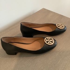 Tory Burch flat black loafer